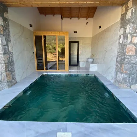 Luxury Stone House With Turkish Hamam, Sauna, Indoor And Outdoor Pool In Fethiye 别墅 *