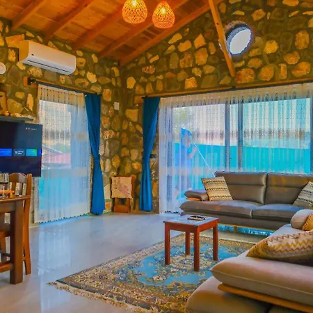 Luxury Stone House With Turkish Hamam, Sauna, Indoor And Outdoor Pool In Fethiye 别墅