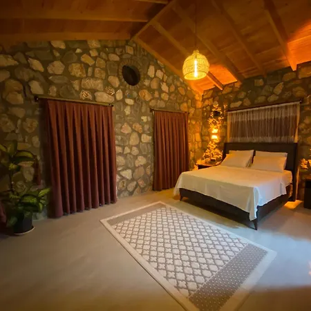 Vilă Luxury Stone House With Turkish Hamam, Sauna, Indoor And Outdoor Pool In Fethiye *