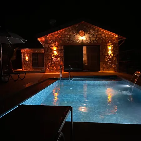 Vilă Luxury Stone House With Turkish Hamam, Sauna, Indoor And Outdoor Pool In Fethiye *